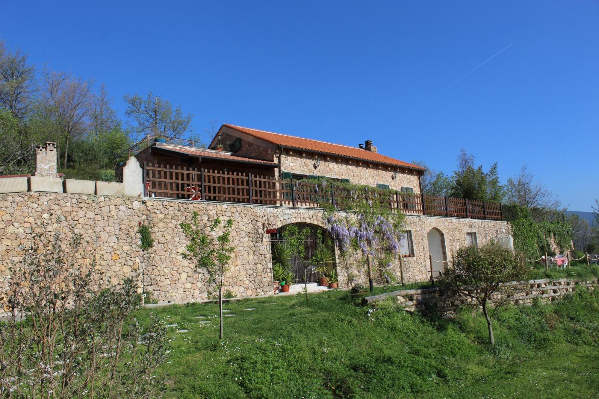 Bed and Breakfast Segni E Impronta Finale Ligure Exterior foto